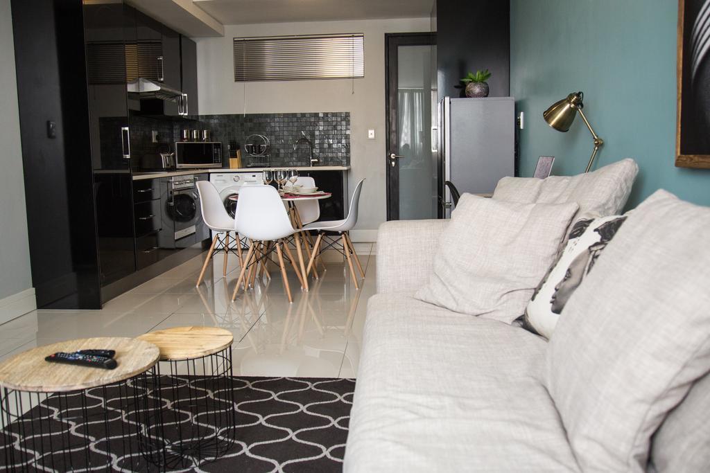 Apartment 64 At 77 On Independence Ave Windhoek Eksteriør billede