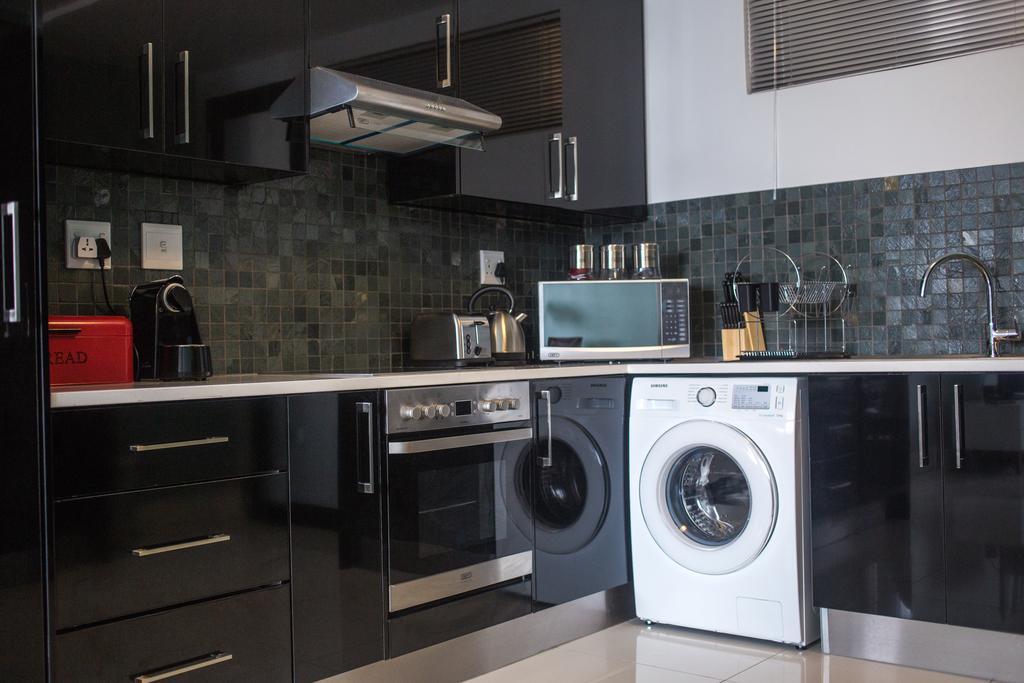 Apartment 64 At 77 On Independence Ave Windhoek Eksteriør billede